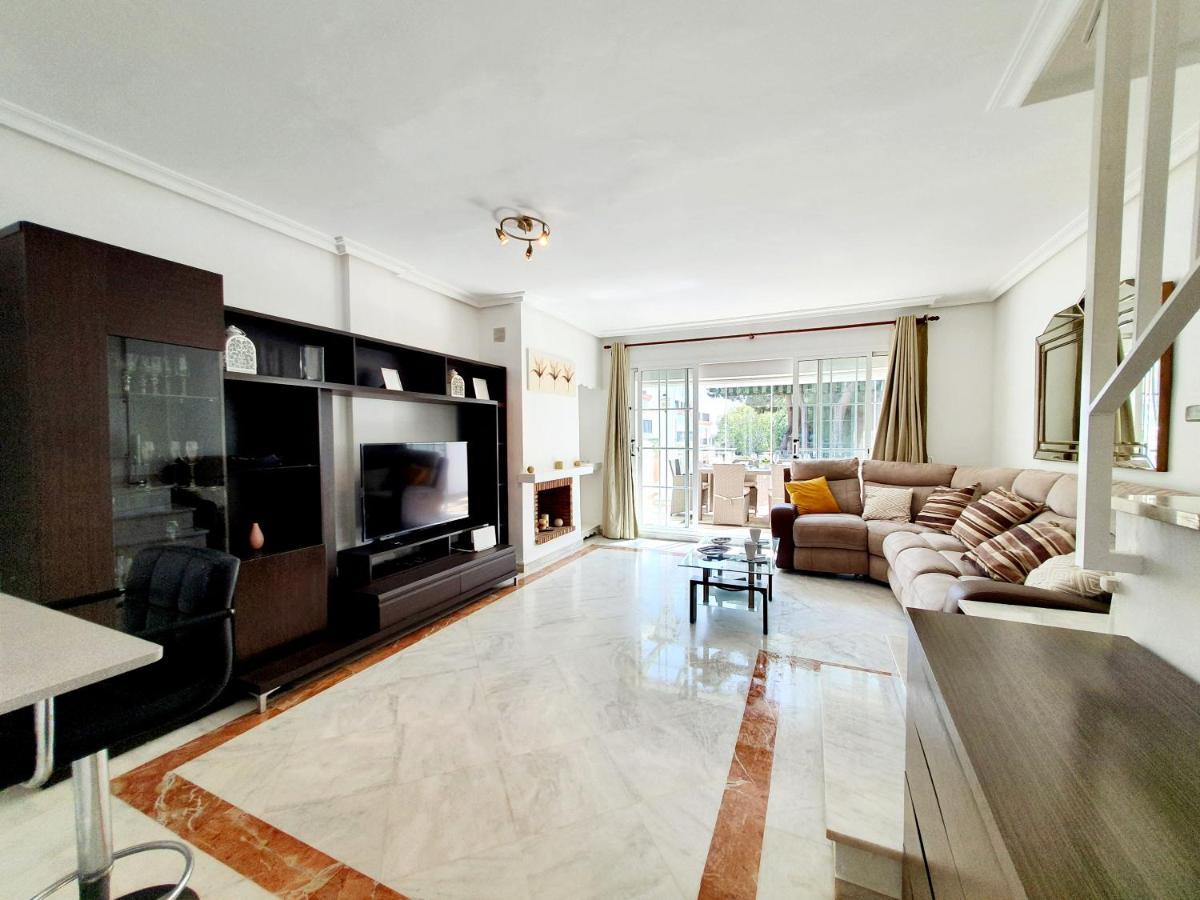 Lomas De Cabopino House Apartment Marbella Luaran gambar