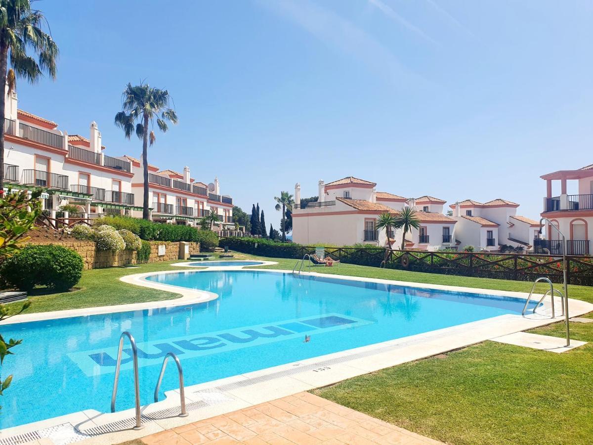 Lomas De Cabopino House Apartment Marbella Luaran gambar