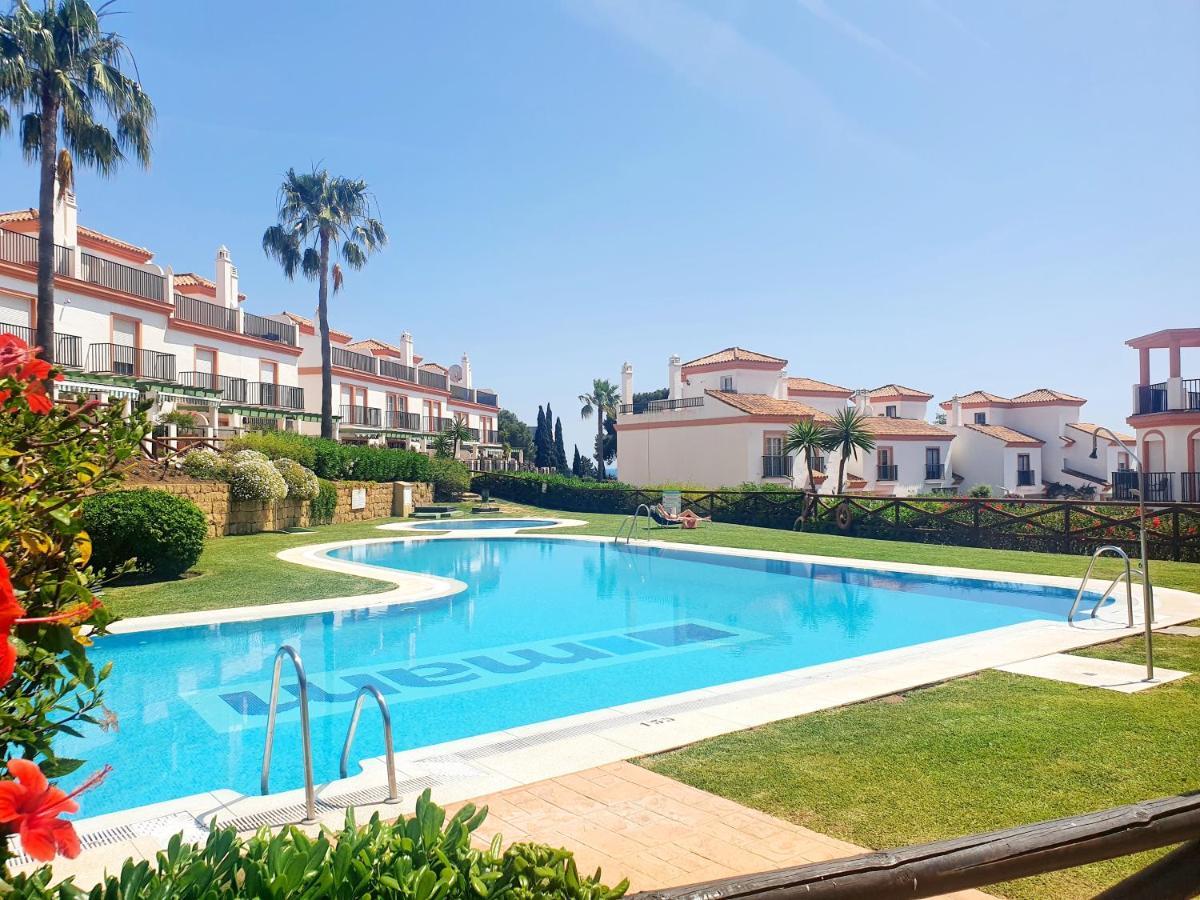 Lomas De Cabopino House Apartment Marbella Luaran gambar
