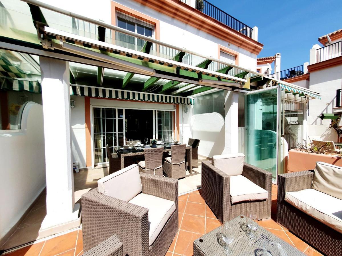 Lomas De Cabopino House Apartment Marbella Luaran gambar